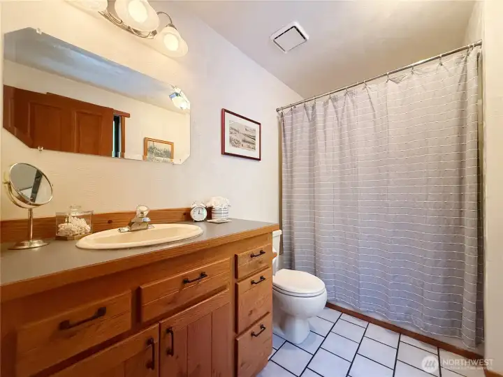 Main floor bathroom