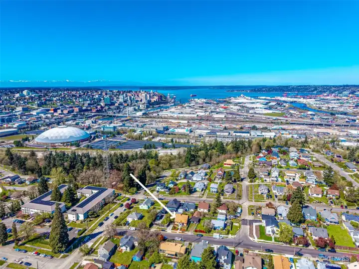 Aerial view and proximity to I-5 and Tacoma dome