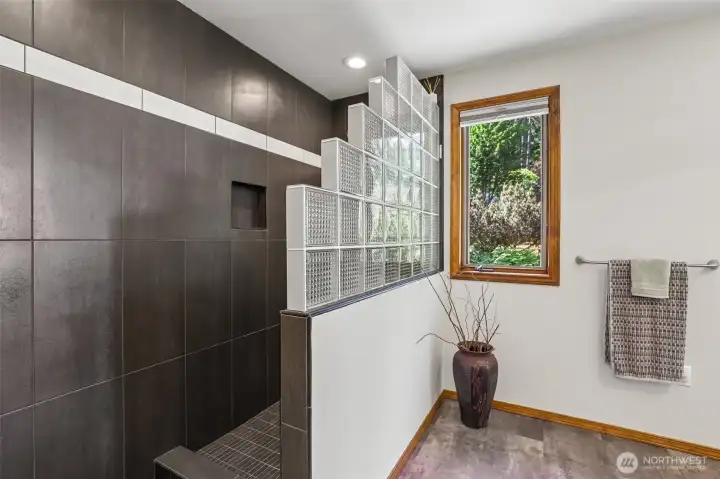 Walk in Shower