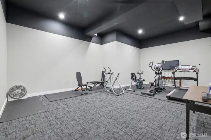 Newly renovated fitness room!