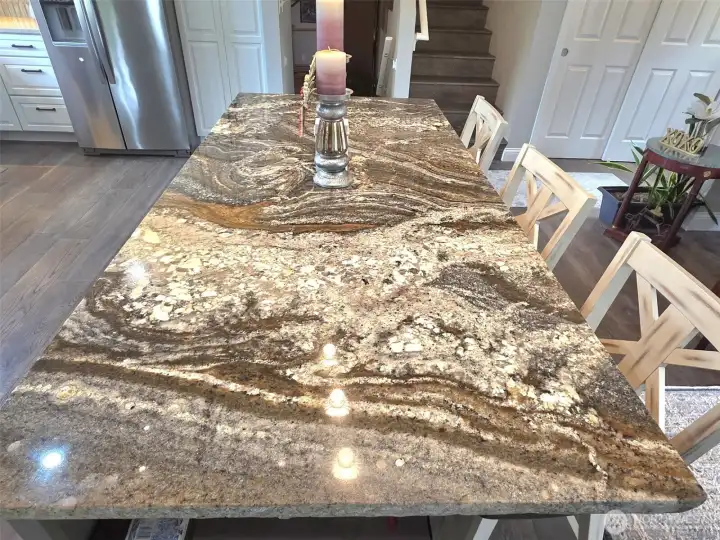 Amazing earth tone granite.