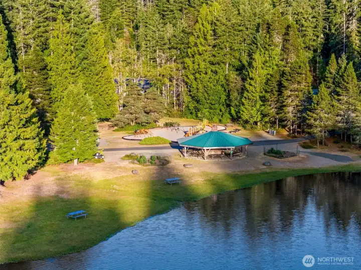 Lake Kokanee playground and picnic area