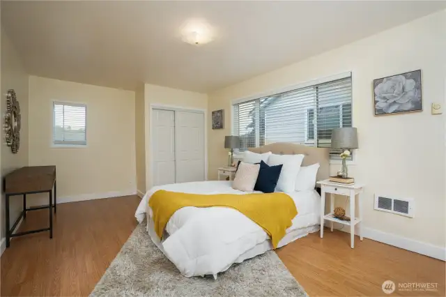 3rd additional room with closet space