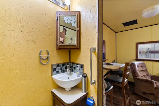 Tiny house