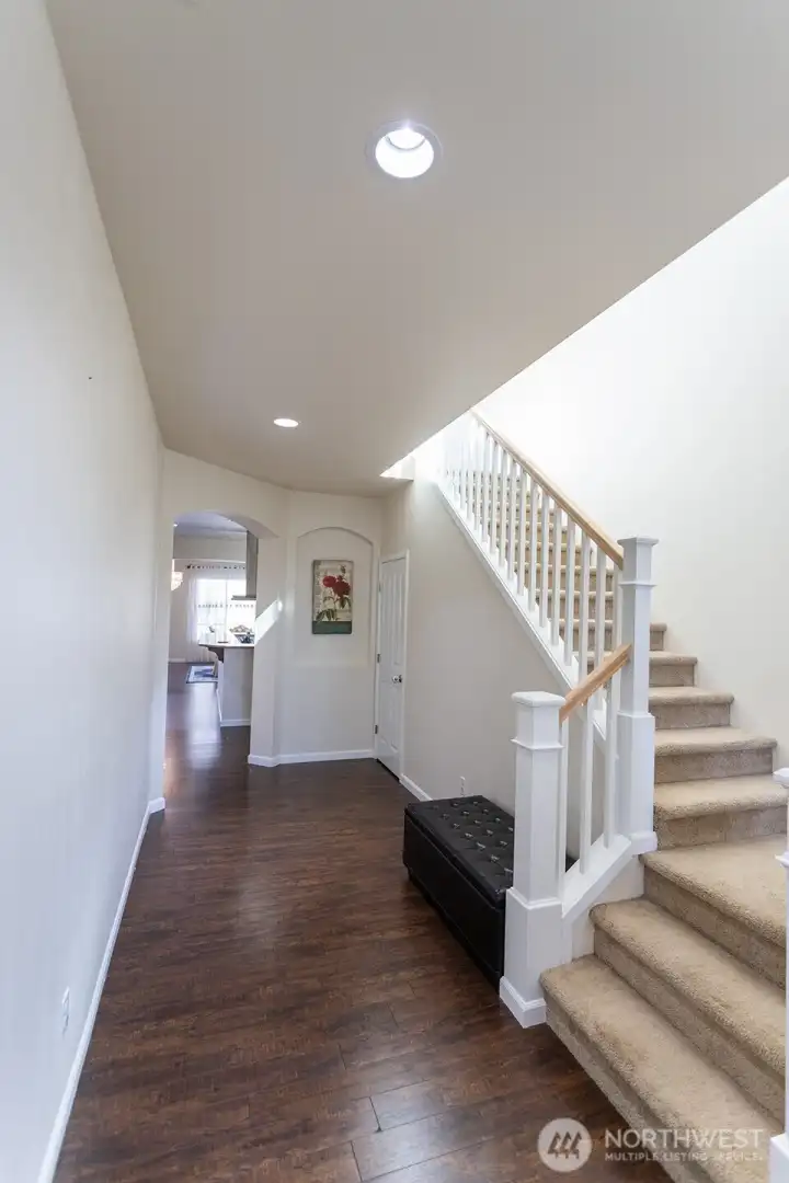 Spacious Entry & Hallway