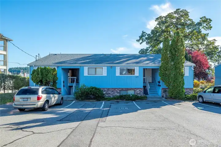 Apartment from SE 9th Ave.