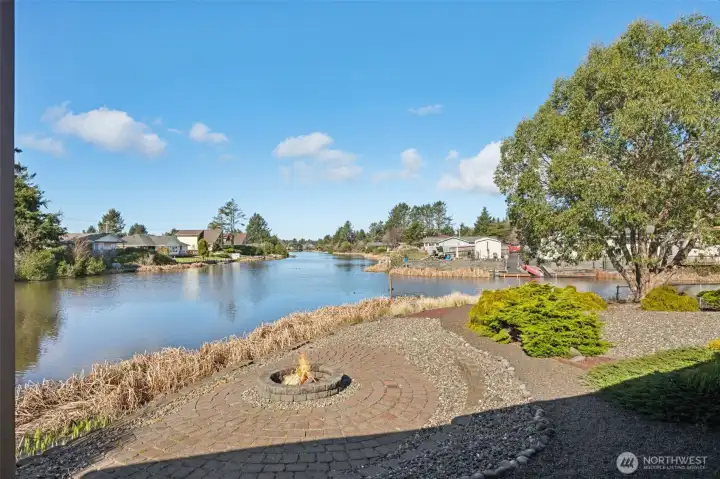 Imagine afternoons on the canal and evenings under the stars by the fire