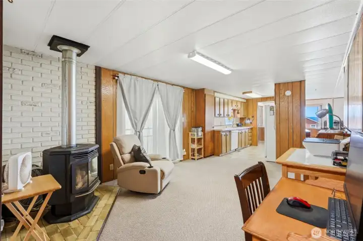 Additional living room