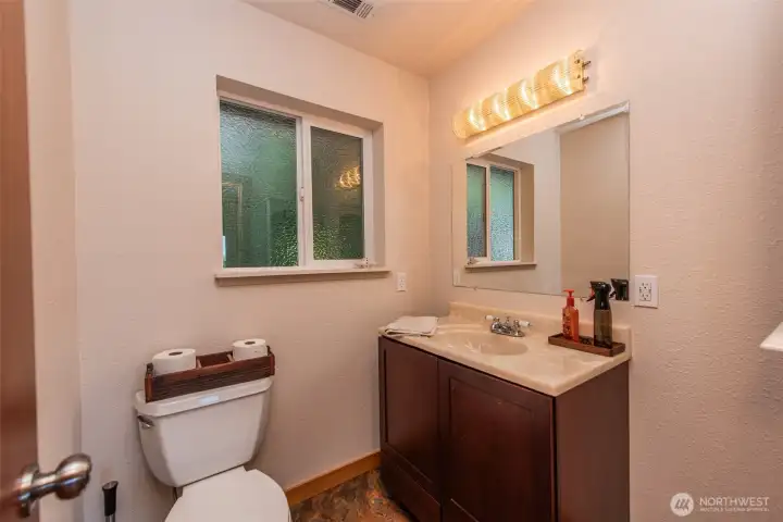 Bath off Primary