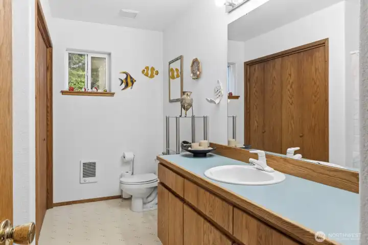 Main bath Main bath