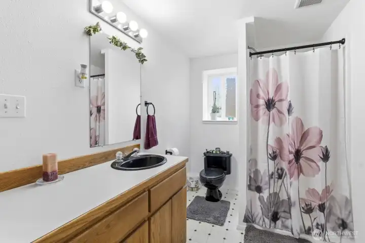 Lower bath Lower bath