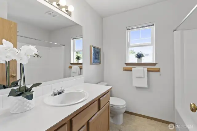 Full Bathroom Upstairs