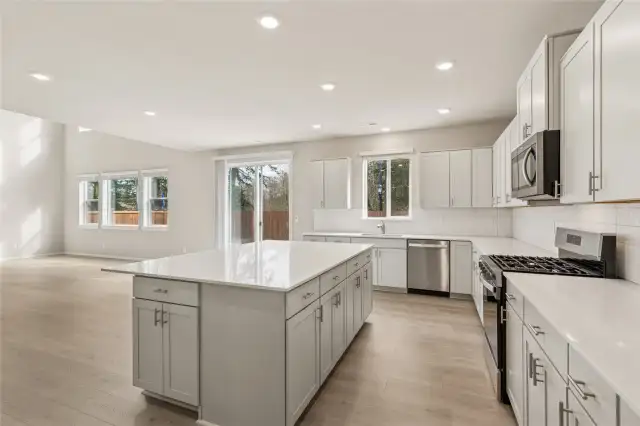 Photo rendering is representational. Actual home is under construction and finishes, elevation, and paint colors may vary. See site agent for details.
