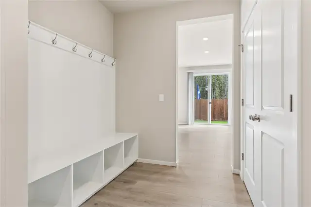 Photo rendering is representational. Actual home is under construction and finishes, elevation, and paint colors may vary. See site agent for details.