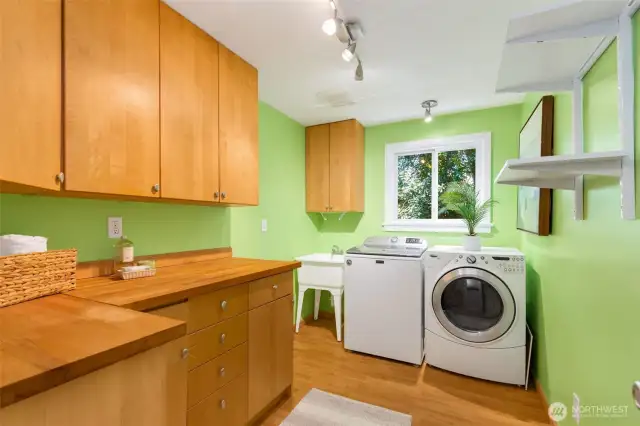 One of the best MAIN FLOOR utility rooms!