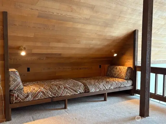 Loft has mirrored sleeping area