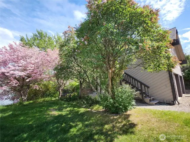 Carriage House above Double Car Garage
