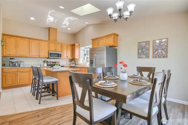 Beautiful kitchen with granite counters
