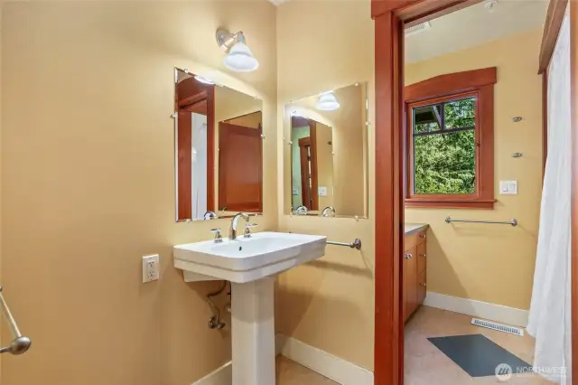 Hall bathroom. Two sinks and a shower!