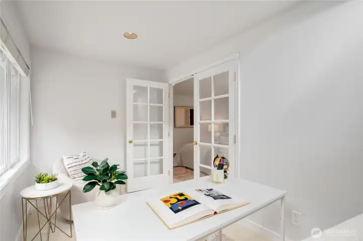 Another look at the connected office space.