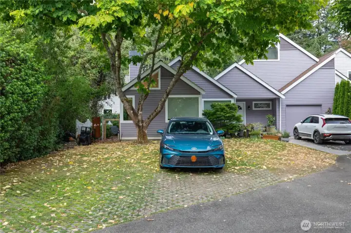 This small enclave has great guest parking spaces. You can easily fit 3-4 cars in the guest parking area shown here.