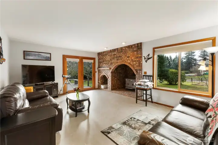 Cozy family room off the kitchen and dining room.