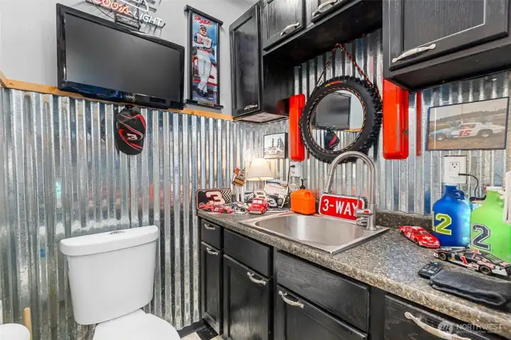 shop bathroom