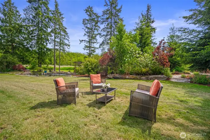 Endless space for relaxation or entertaining.