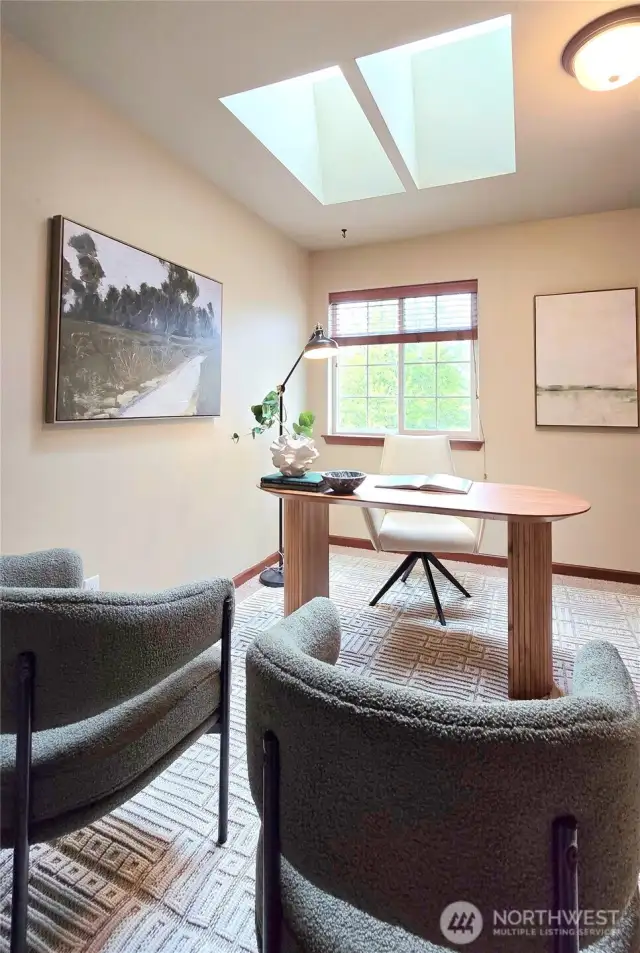 Office / bedroom