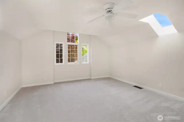 Upstairs Bonus/Loft