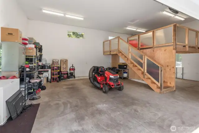 Loft area in garage/shop
