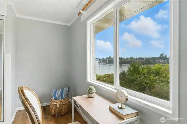 Unit B 1st Bedroom or office