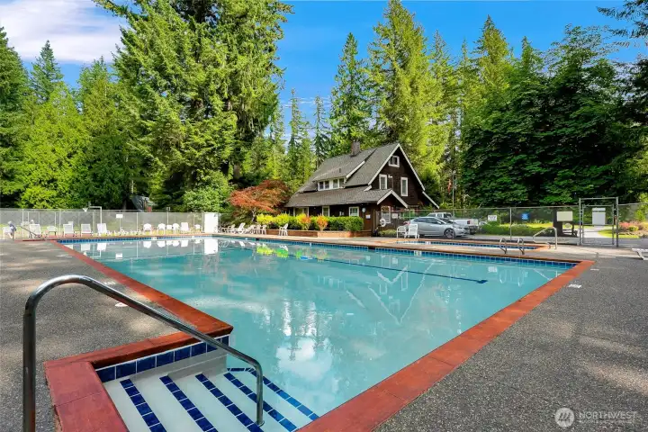 Outdoor swimming for the warmer summer months!