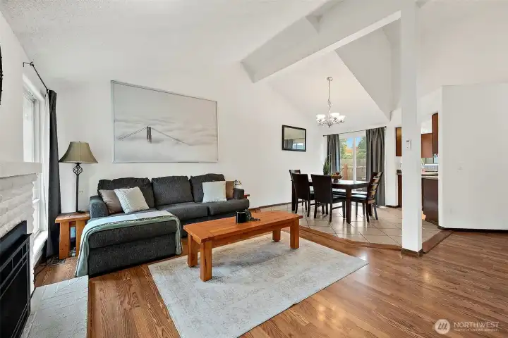 Nice open flow of the main living area