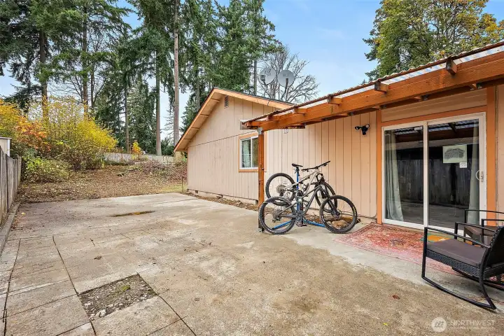 Double gated and nicely paved, giving room to park RVs, boats, extra vehicles