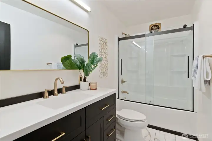 main floor bath newly refreshed.