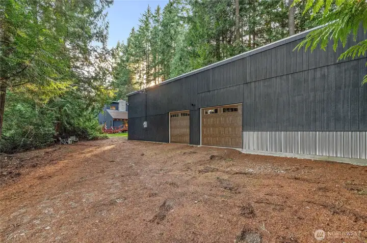 70 X 24.8 Finished with commercial grade electrical.