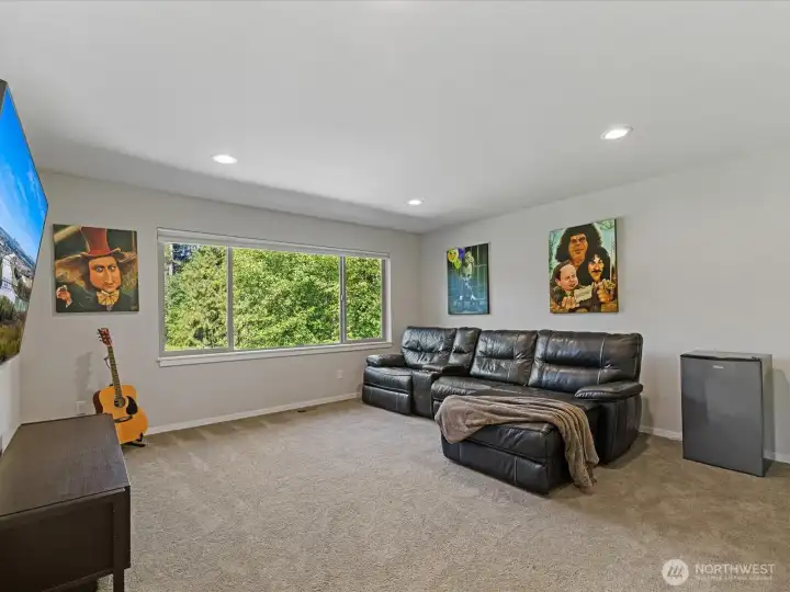 Expansive bonus room offers the flexibility to fit your lifestyle, whether you envision a media room, game room, home gym, or additional living space Expansive bonus room offers the flexibility to fit your lifestyle, whether you envision a media room, game room, home gym, or additional living space
