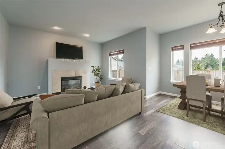 Living/Dining Room