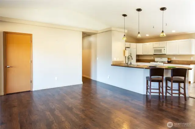 The large kitchen bar is perfect for grabbing a snack!