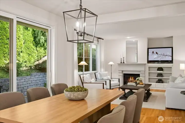 Everyday dining space with a sophisticated feel!