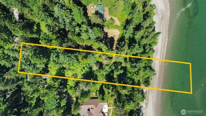 Approximate property lines.