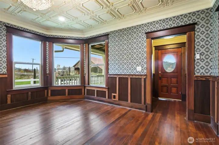 Light streams in the huge windows through out your home.