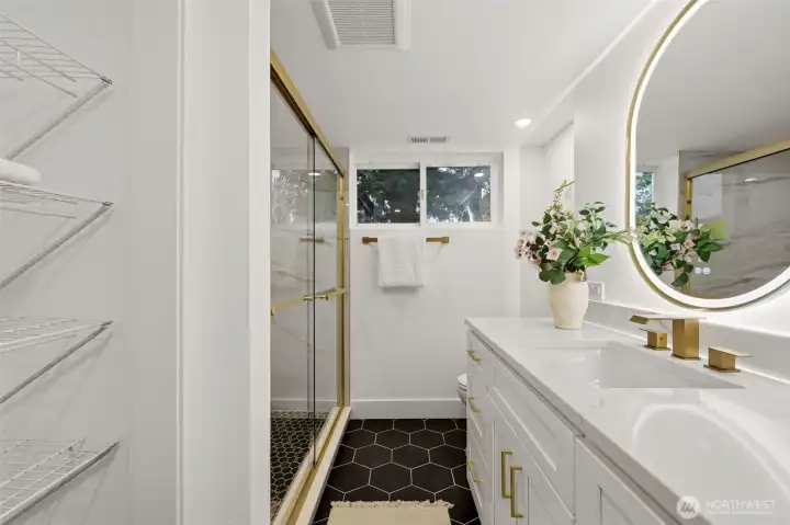 Downstairs 3/4 bath