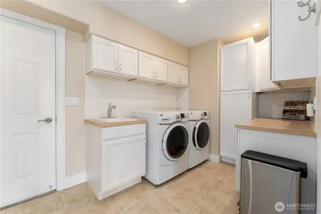 Laundry - Main Floor offGarage