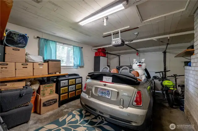 ATTACHED GARAGE