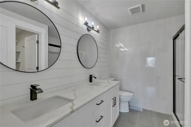 Primary 3/4 Bath