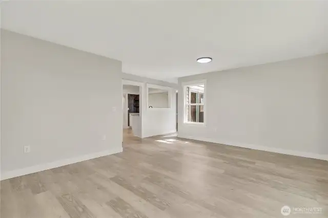 Family room with no furniture