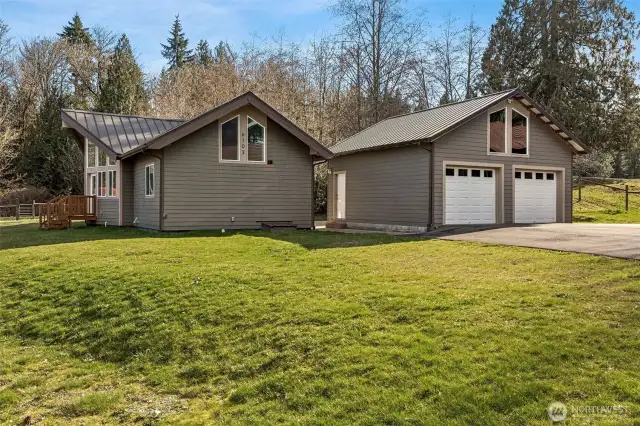 2 Car Detached Garage
