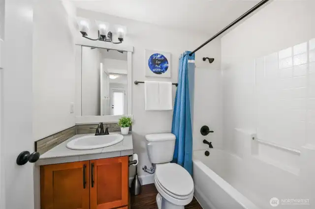 Private bath in the junior suite on the lower level.